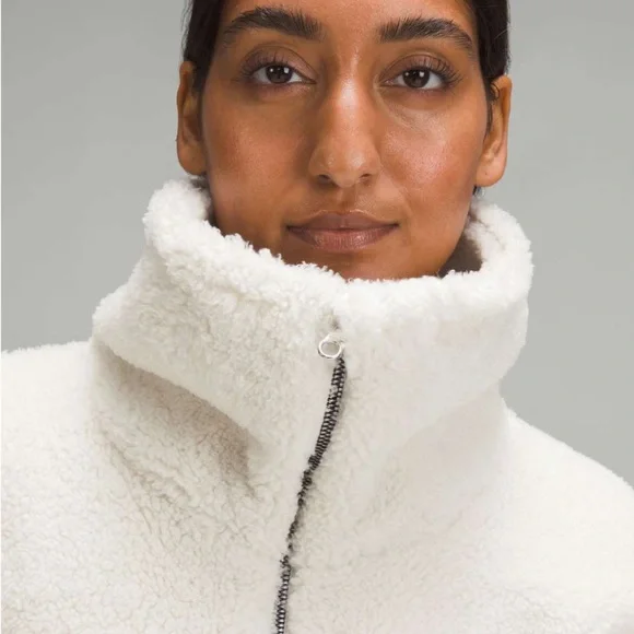 NWT Lululemon Cinchable Fleece Zip-Up